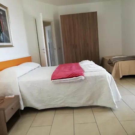 La Nave Sul Mare Di Taormina * Letojanni