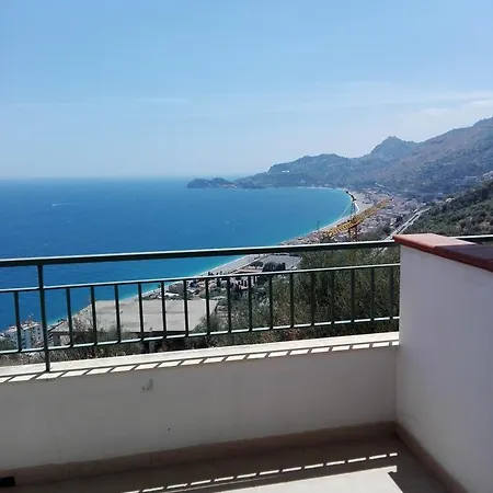 La Nave Sul Mare Di Taormina Nocleg ze śniadaniem Letojanni